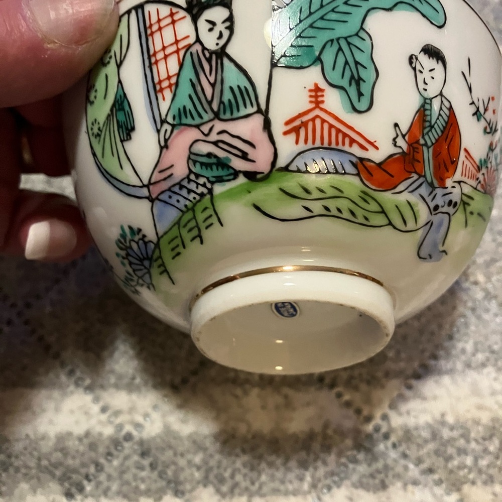 Mid Century Chinese Chinoiserie Porcelain Rice Bowls - Picture 6 of 10